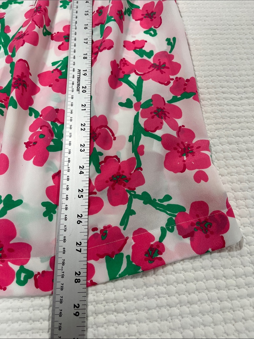 Lilly Pulitzer Pink Floral V-Neck Blouse - Picture 6 of 7